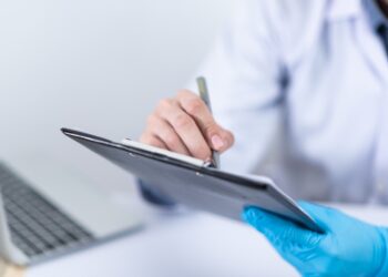 La salute sta diventando un lusso anche in Europa