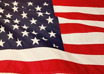 Fallito nuovo attentato contro Trump: USA nuovamente scossi a poche settimane dalle elezioni