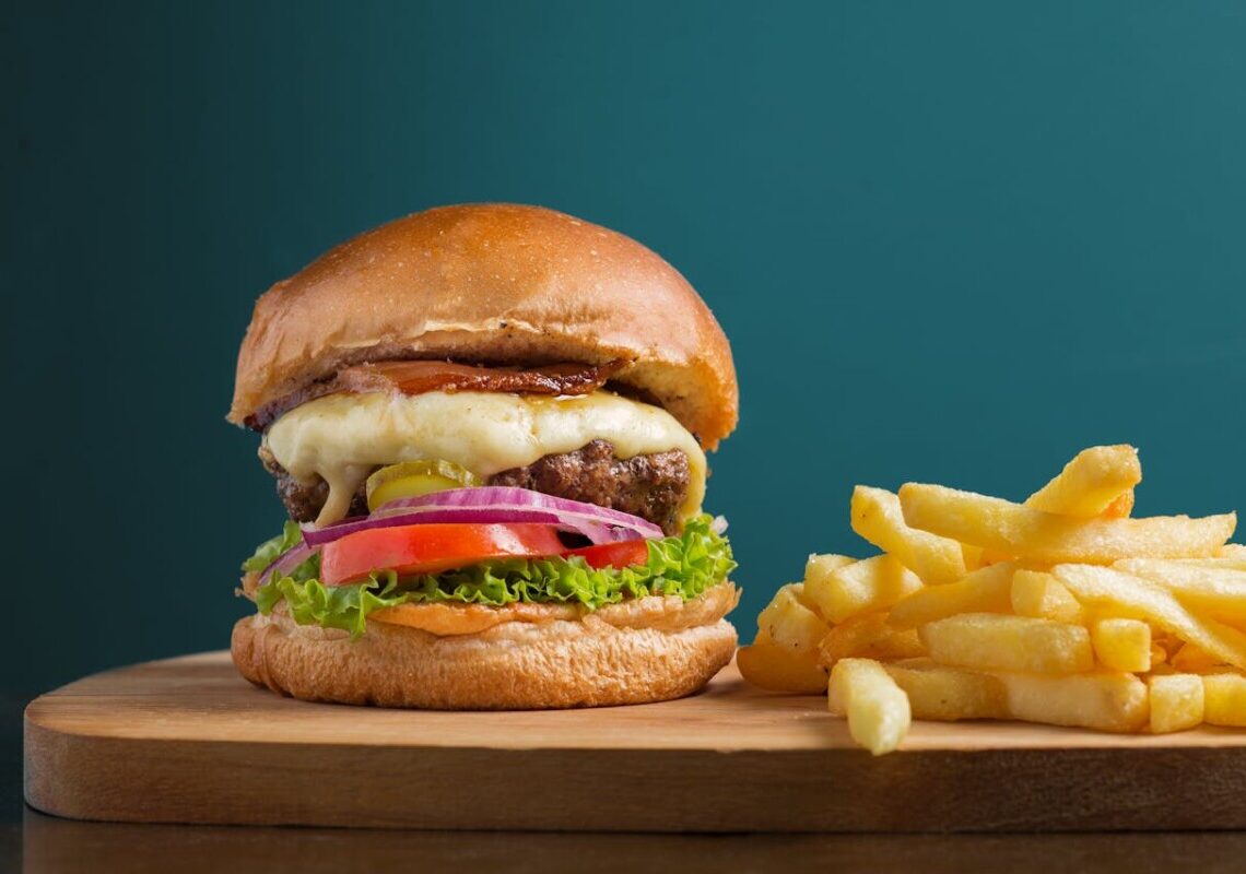 Attenzione alla “truffa del panino”. Il nuovo Inganno che sta facendo il giro del web