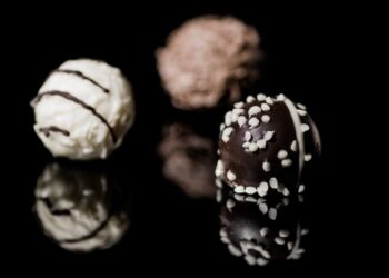 San Valentino: le migliori ricette per realizzare cioccolatini fatti in casa