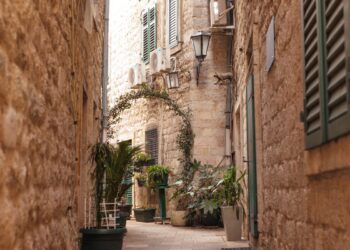 Il borgo più antico d’Italia: a due passi da una metropoli