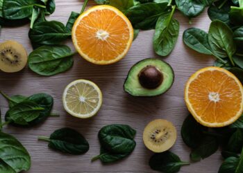 Hai sempre sbagliato a combinare gli alimenti: ecco le 4 accoppiate che fanno bene alla salute