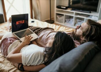 Le serie TV di Marzo 2025: un mese ricco di prime visioni e grandi ritorni