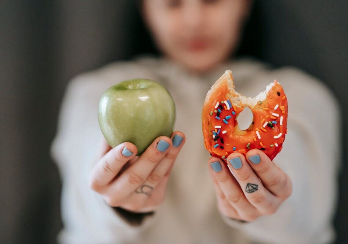 Gli alimenti che saziano senza far ingrassare: i segreti di una dieta leggera e nutriente