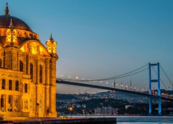 Istanbul: 10 esperienze imperdibili tra storia, cultura e modernità