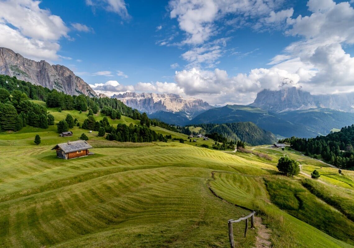Trentino, fino a 100mila euro per chi si trasferisce nei piccoli borghi: al via gli incentivi