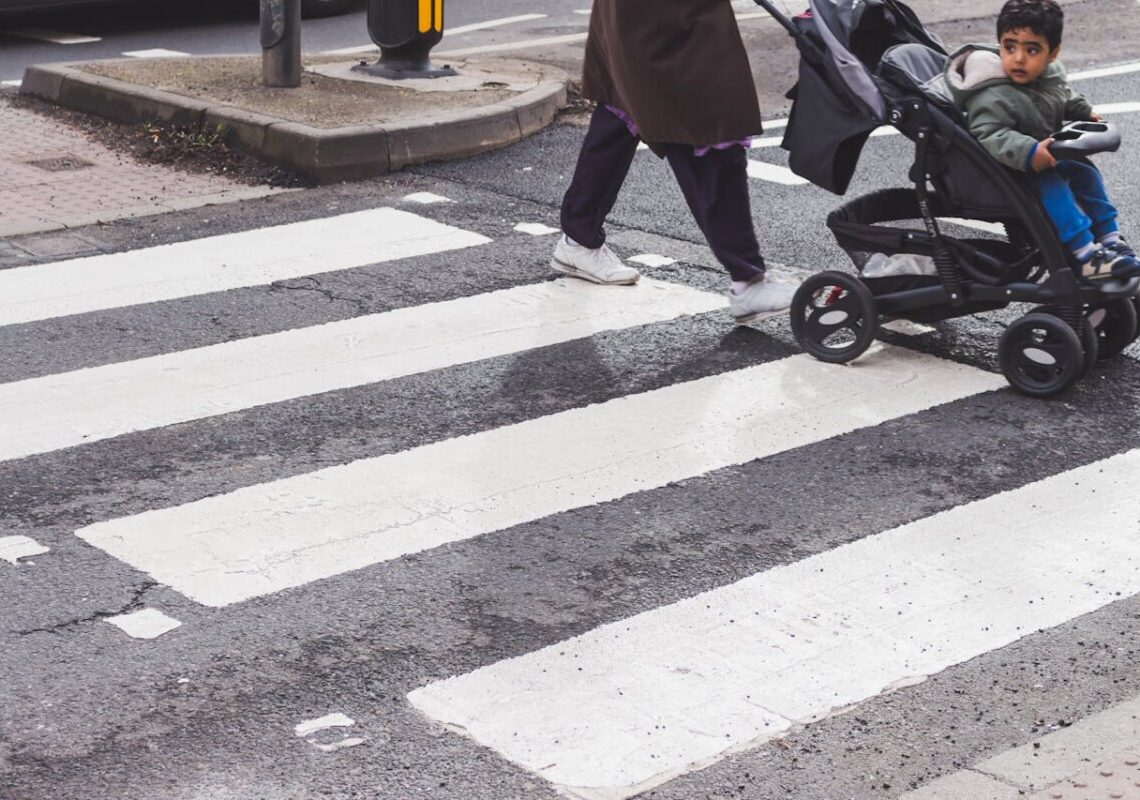 Attraversamento pedonale e sicurezza: cosa dice il Codice della strada