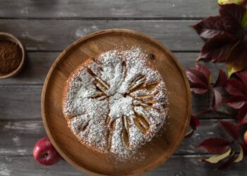 Torta di mele: la ricetta della tradizione per un dolce soffice e profumato