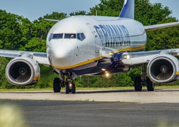 Stop alla stampa in aeroporto: Ryanair introduce il boarding pass digitale