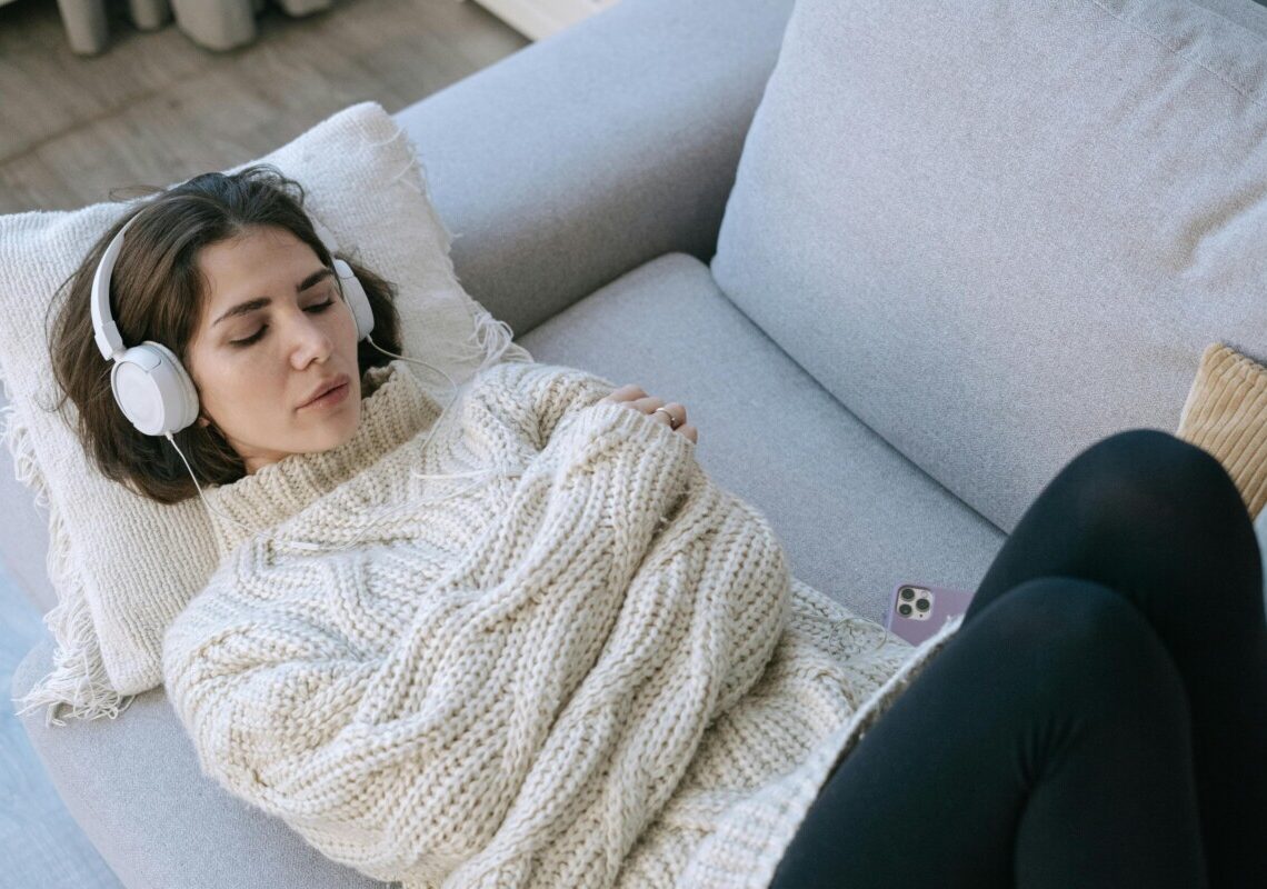 Bonus di 845 euro per single e disoccupati: come ottenerlo