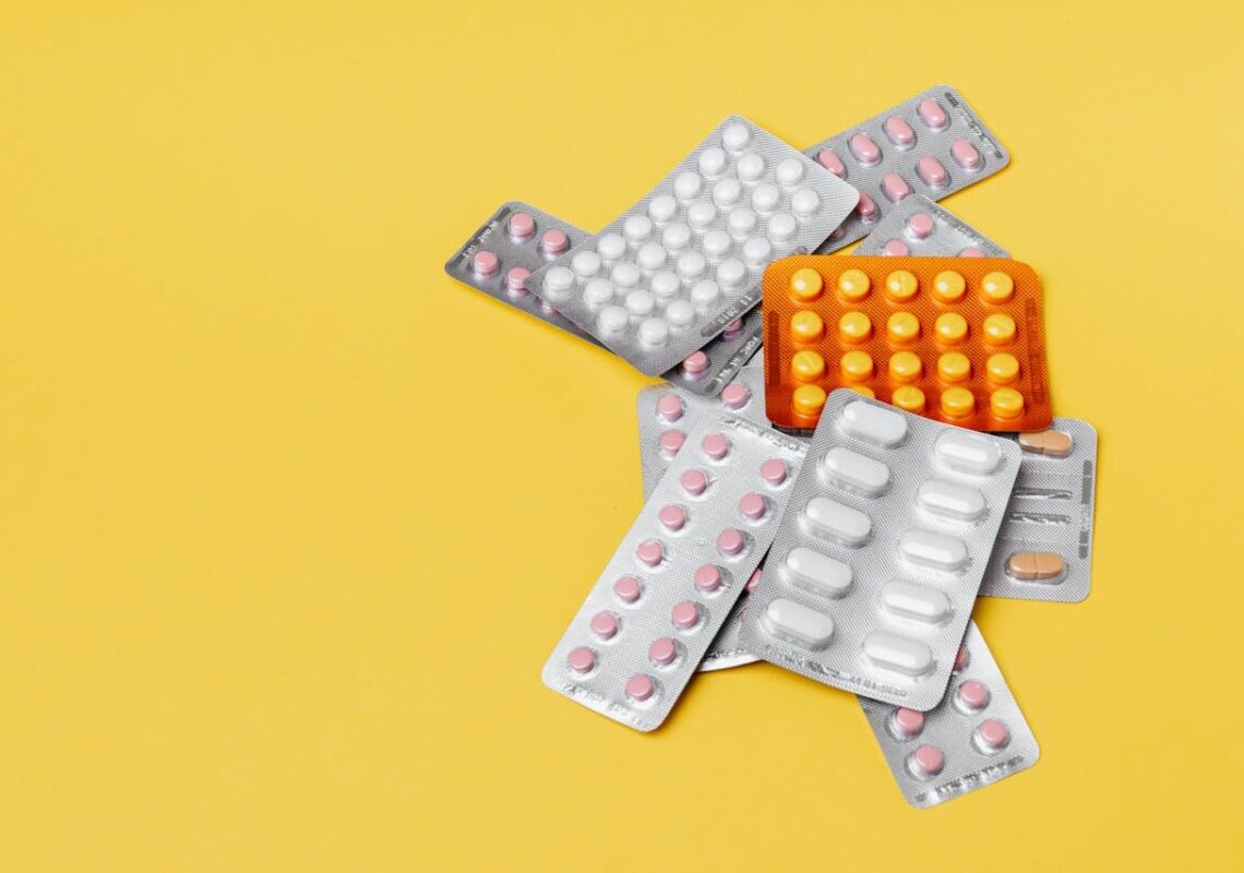 Spezzi le pillole a metà? Scopri perché potresti fare un grave errore