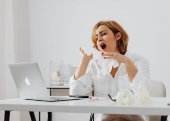 Carenza di ferro: sintomi, cause e come riconoscerla prima che sia troppo tardi