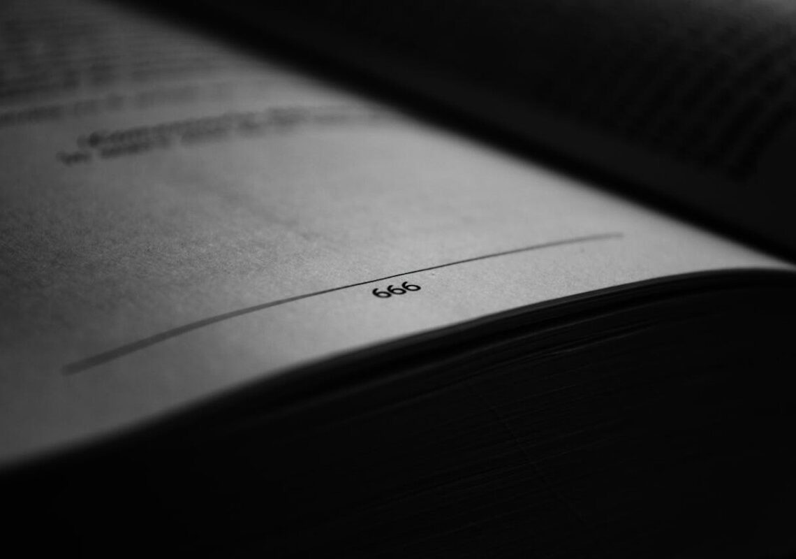 Il mistero del numero 666: origine, simbolismo e interpretazioni tra sacro e profano