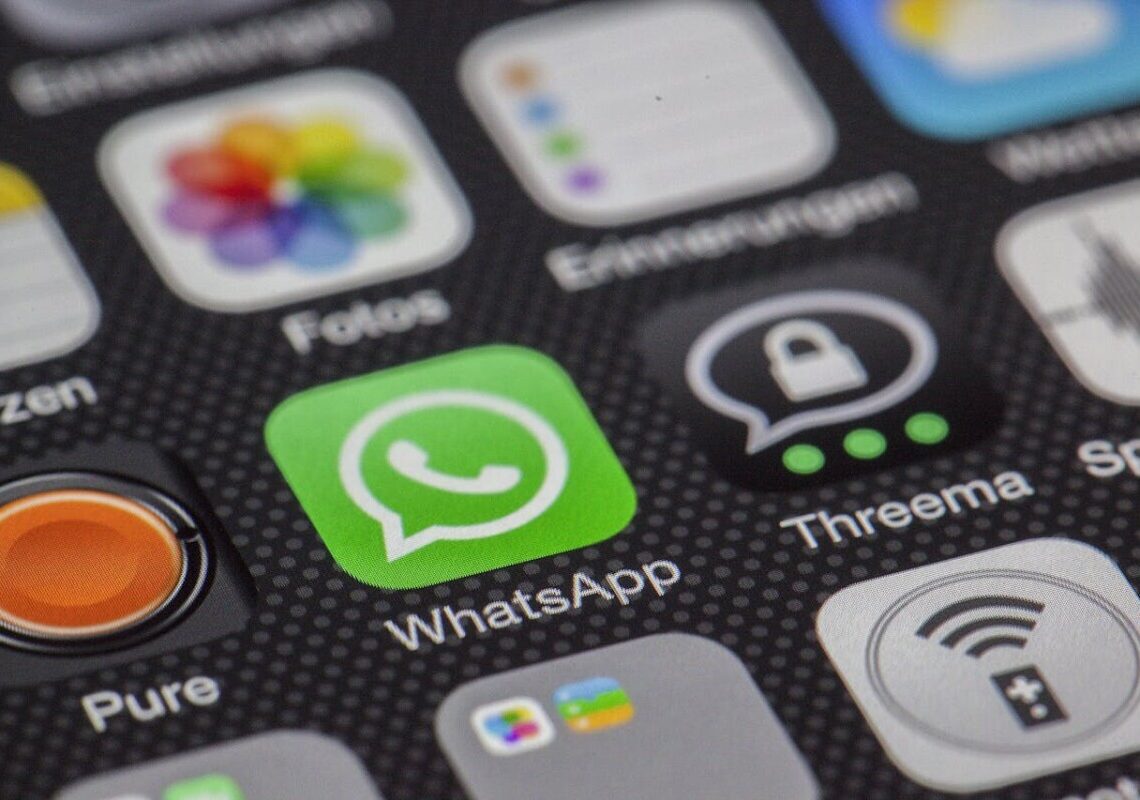 Truffa WhatsApp: ora i truffatori si fingono tuo figlio. Ecco come difenderti