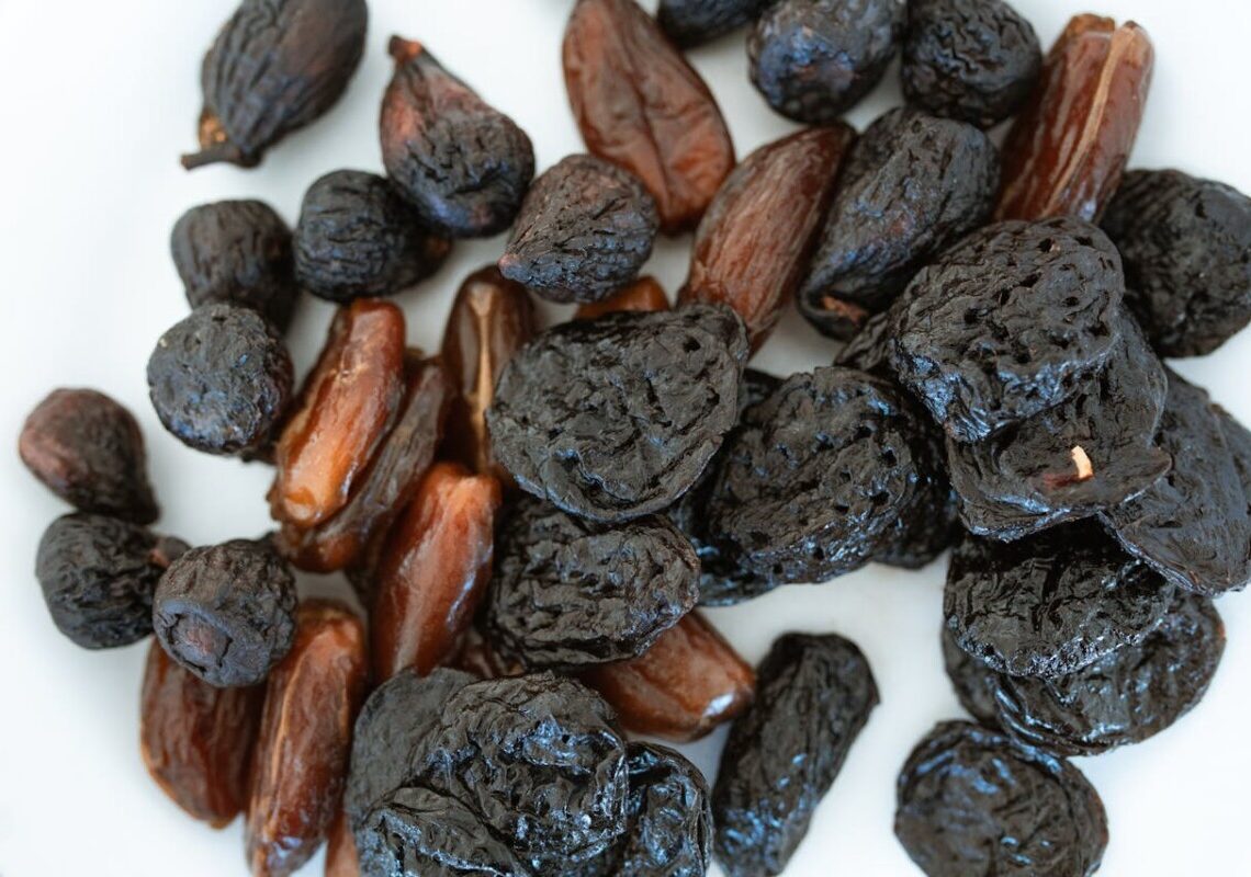 Prugne secche: un concentrato di nutrienti per il benessere quotidiano