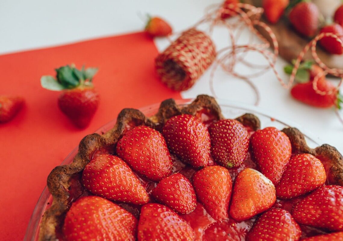 Crostata di frutta: il dolce fresco e colorato perfetto per ogni occasione