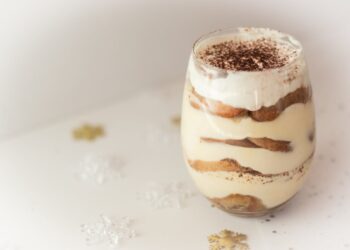 Tiramisù allo yogurt: la versione leggera e fresca del grande classico