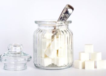 Cosa succede al corpo quando si smette di mangiare zucchero: tutti i benefici