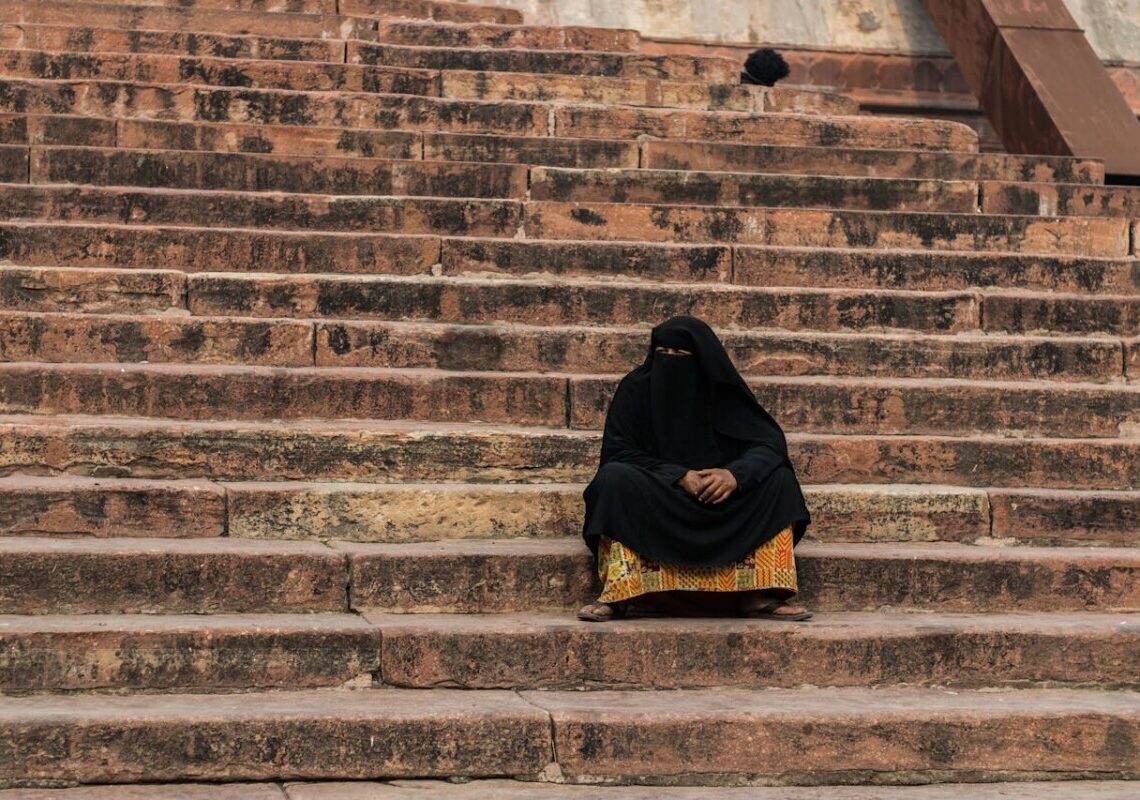 Friuli Venezia Giulia, via libera al divieto del velo integrale: approvata proposta di legge nazionale