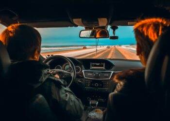 Dash cam in auto: è legale usarle in Italia? Ecco cosa prevede la normativa