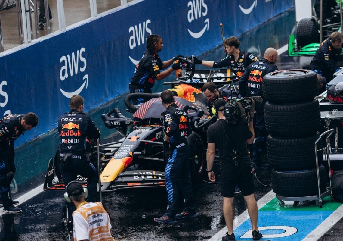 GP Giappone shock: McLaren si arrende, Red Bull domina. Ferrari? Ancora lontana