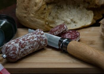 Salame ritirato per rischio contaminazione, il Ministero della Salute segnala il richiamo