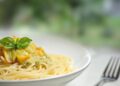 Pasta con zucchine e limone: la ricetta fresca e leggera perfetta per la primavera