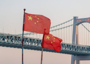 La Cina colpisce duro: dazi shock contro gli USA, mercati nel panico
