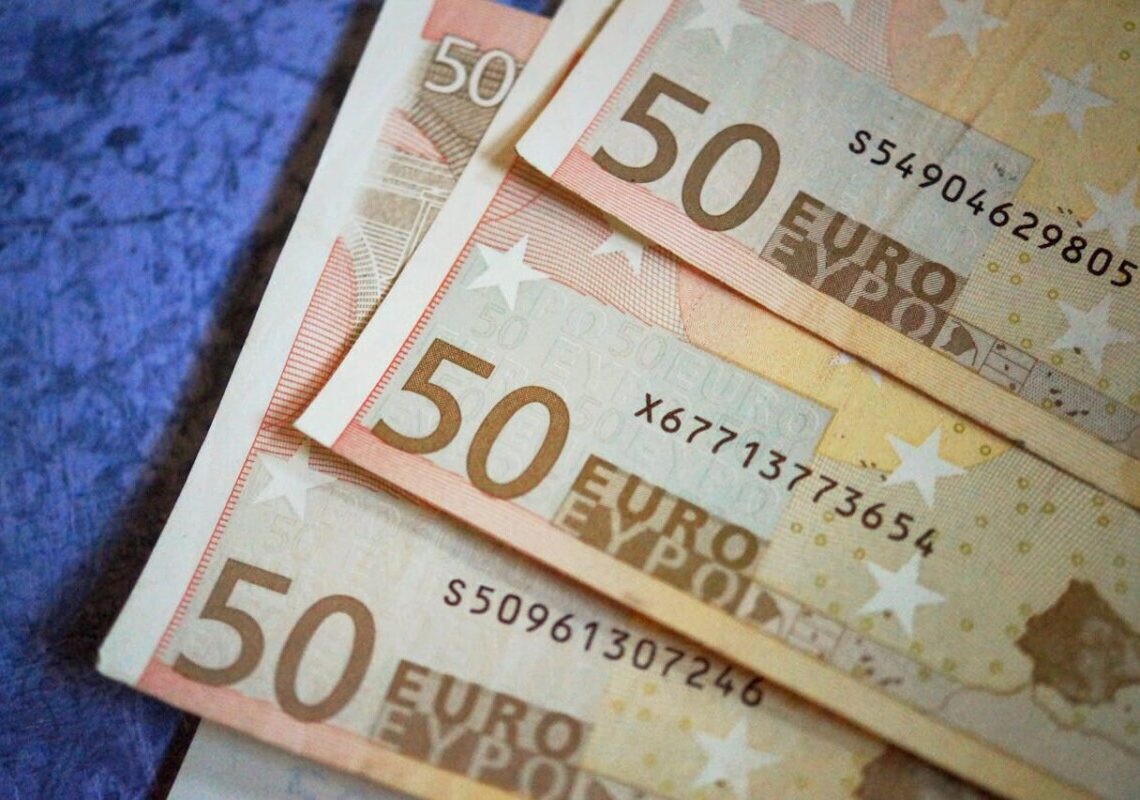 Banconote da 50 euro non più valide da aprile 2025: ecco quali saranno ritirate