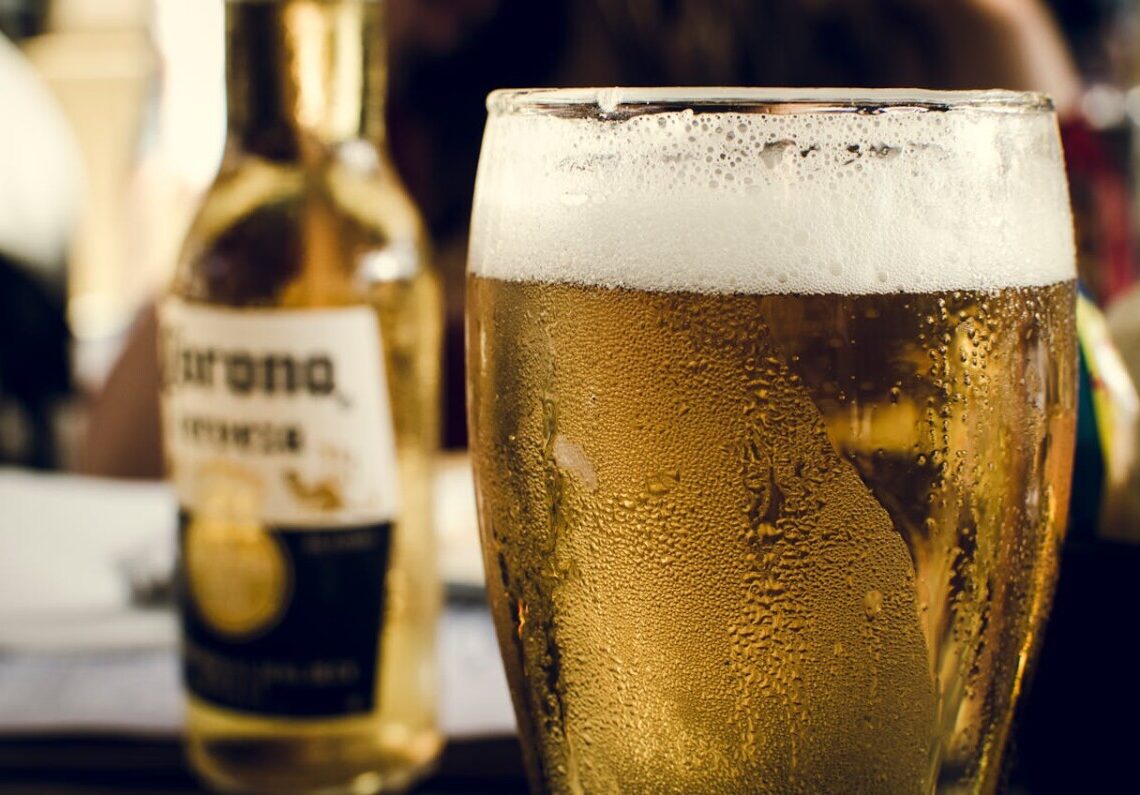Bere birra ogni giorno può cambiarti la vita: ecco perché