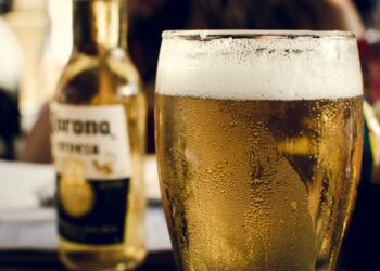 Bere birra ogni giorno può cambiarti la vita: ecco perché