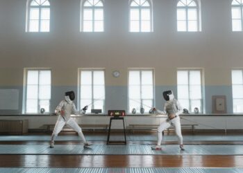 Schermitrice si rifiuta di sfidare un’atleta transgender: squalificata dal torneo negli Stati Uniti