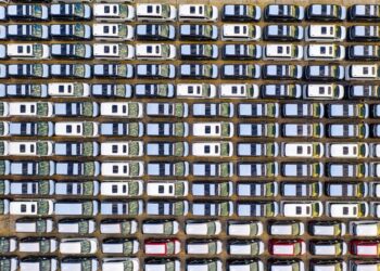 Trump sorprende tutti: stop ai dazi sulle auto? Ecco cosa sta succedendo davvero