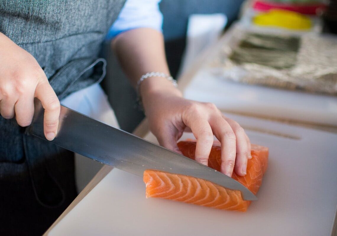 Listeria nel salmone, il Ministero della Salute lancia l’allarme: ecco cosa fare