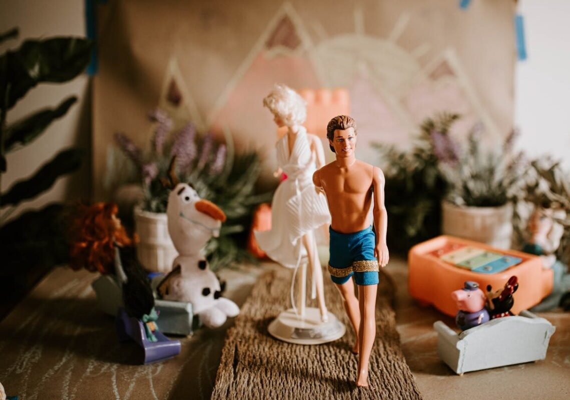 Stangata sulle bambole più amate: perché comprare una Barbie ora costa molto di più