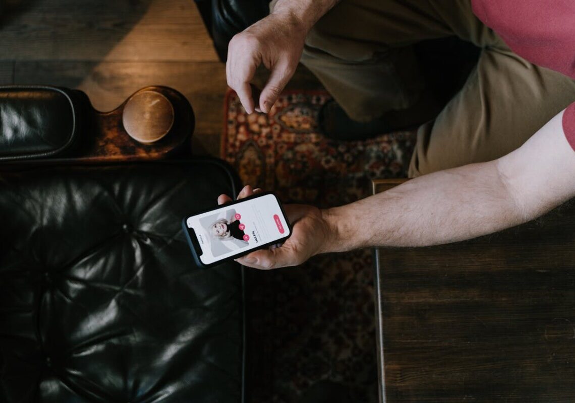 Orrore in Colombia: italiano fatto a pezzi dopo una trappola su app di incontri