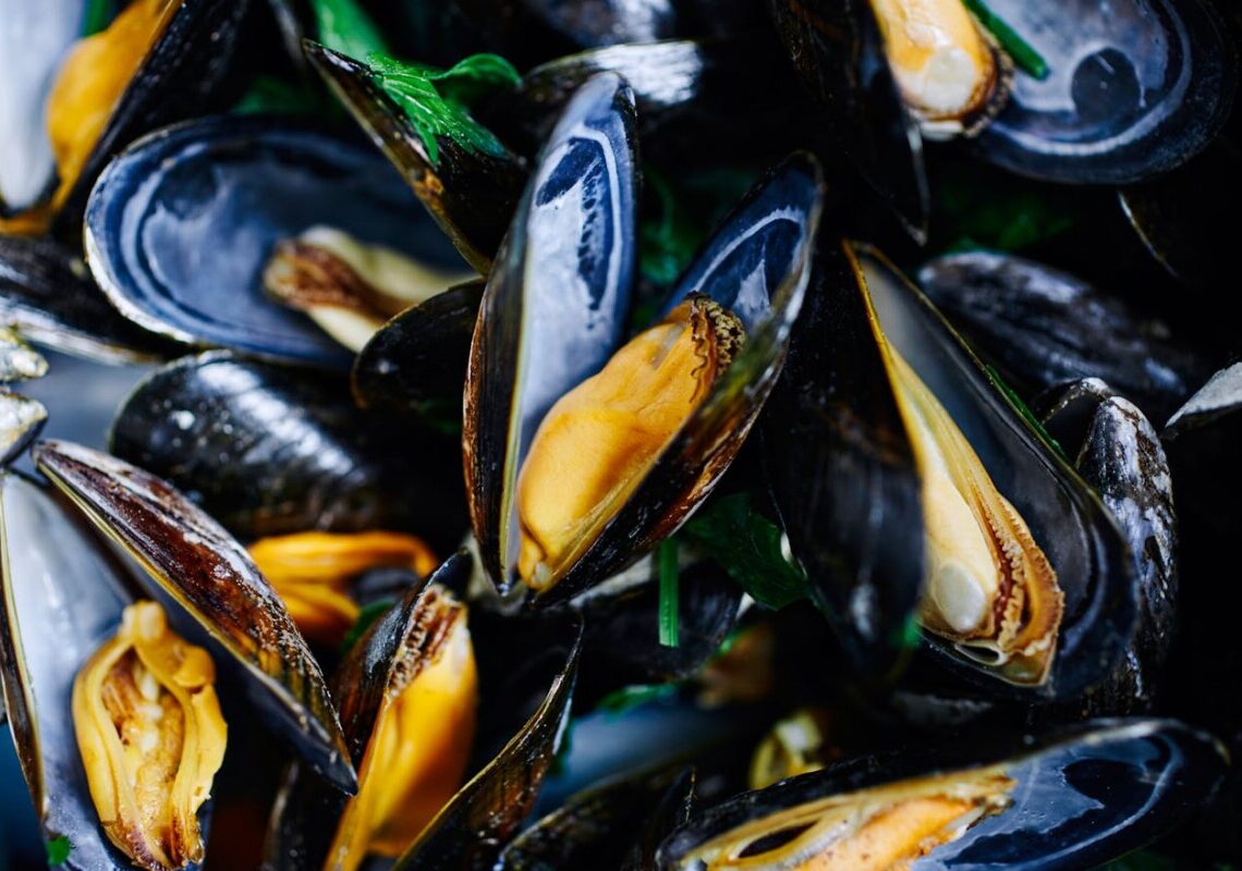 Cozze contaminate ritirate dal mercato: allarme microbiologico confermato dal Ministero della Salute