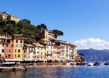Turisti avvisati: a Portofino puoi essere multato fino a 500€ per questi comportamenti