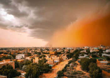 Arizona, haboob travolge Phoenix: caos in città per la gigantesca tempesta di sabbia