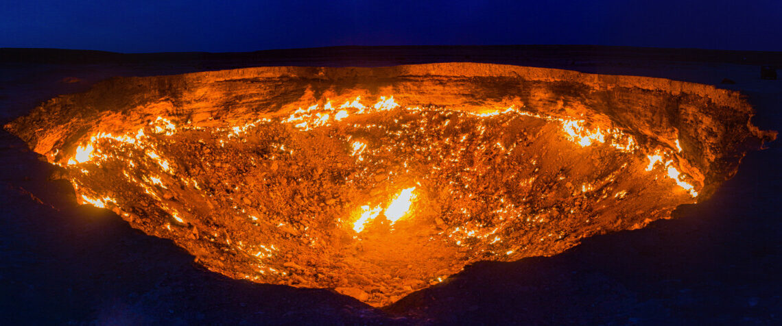 Turkmenistan, si chiude la “Porta dell’Inferno”: spento il cratere di fuoco dopo mezzo secolo
