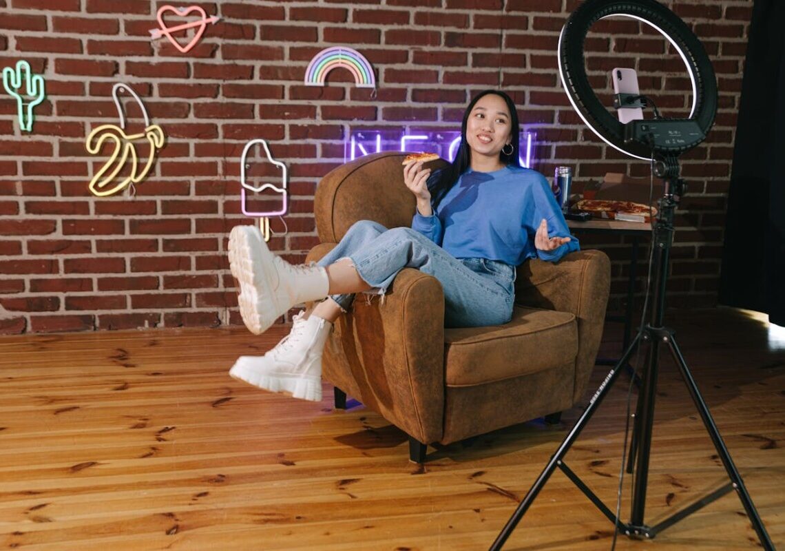 È ufficiale: arriva l’albo degli influencer. Basta questo numero di follower e le multe non perdonano