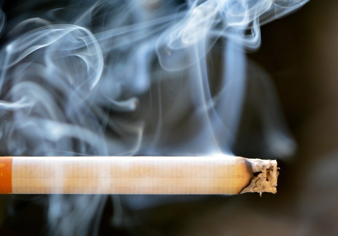 Dal 2026 fumare ti costerà caro: ecco quanto aumentano sigarette e tabacco
