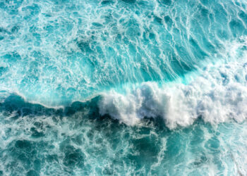 Il mare si muove, la terra trema: 4 scosse in poche ore nello Ionio