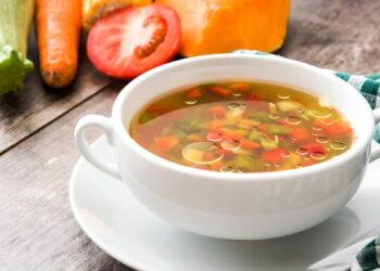 Veleno nei pasti: il piano choc di una 48enne smascherato in ospedale