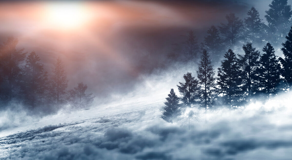 Ferito a 2.800 metri nella tormenta: compagni eroi lo tengono in vita nella neve