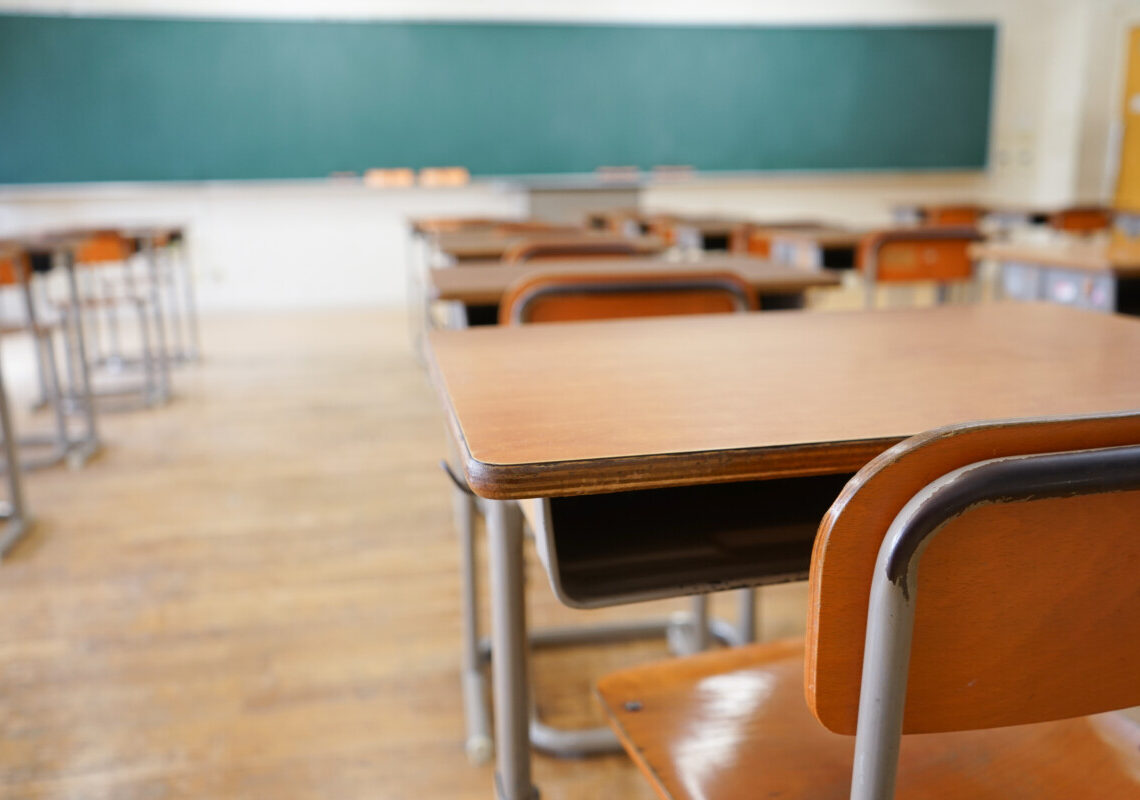 Scuola sotto assedio: 16 feriti dopo la sparatoria