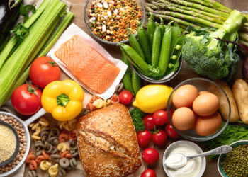 Questo è il modello alimentare che continua a salvare la salute di milioni di persone