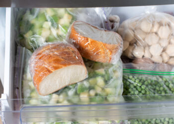 Metti questi alimenti nel freezer? Stai commettendo un errore senza saperlo