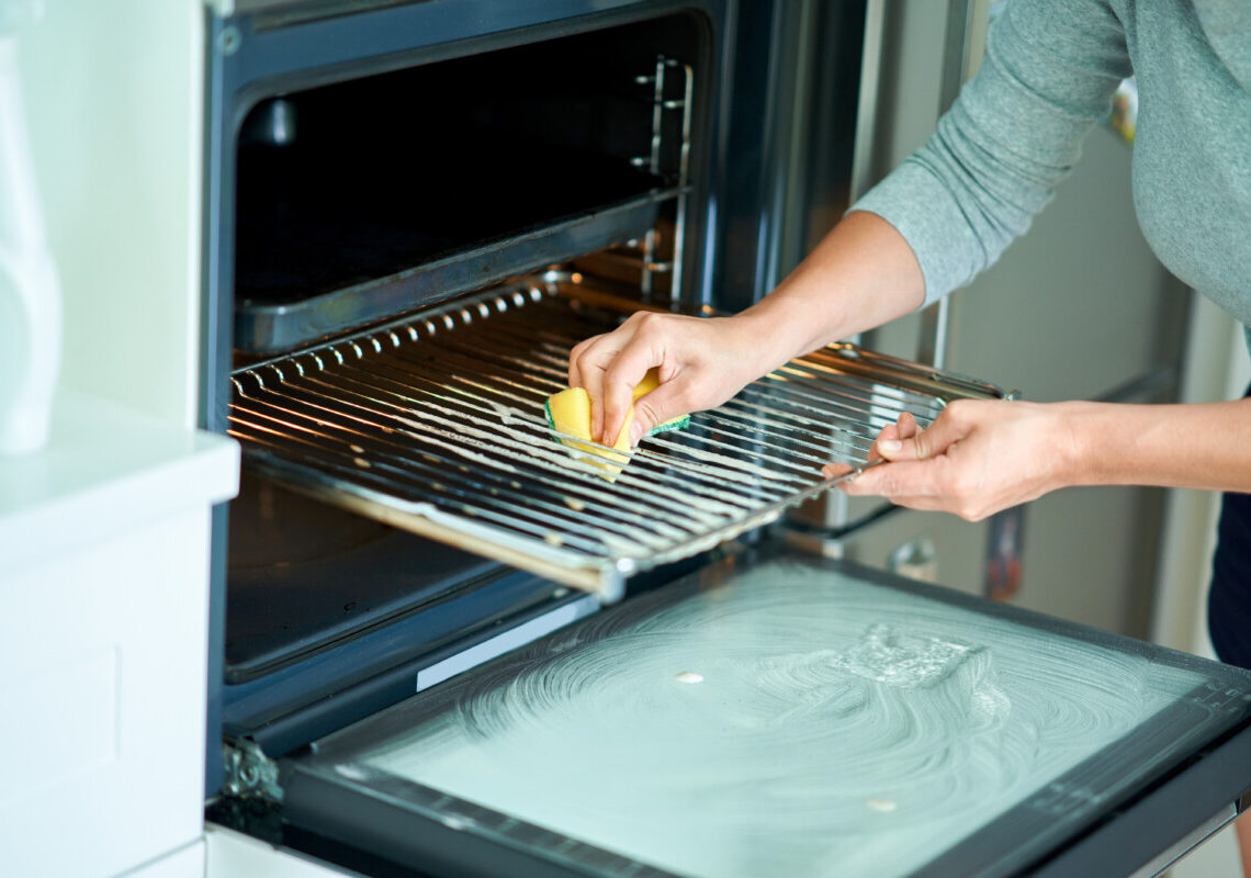 Cerchi un modo semplice per pulire il forno? Prova il metodo giapponese