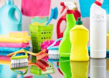 Il trucco naturale che elimina il calcare in pochi minuti: non serve comprare nessun detergente
